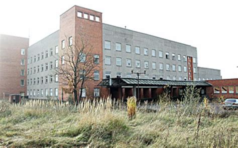 Senieji Šiaulių Gimdymo Namai Architektų Gatvėje