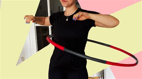 vaikas sukantis hula hoop lanką