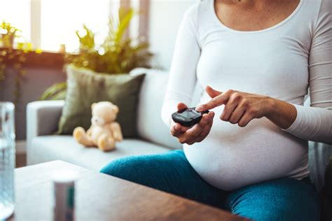 Simptomai ir priežastys intrahepatinės nėščiųjų cholestazės