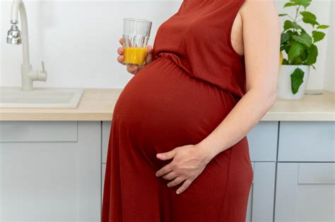 Infografika: Patarimai, kaip sumažinti vidurių užkietėjimo riziką nėštumo metu