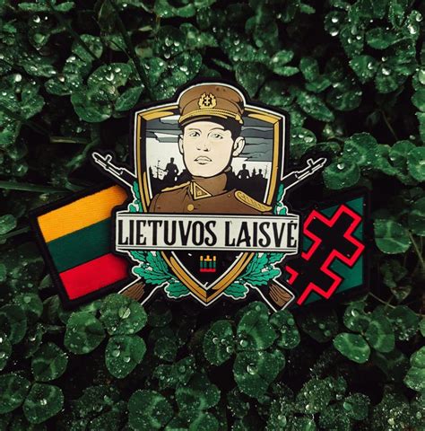 Simbolinė Tėvynės žemė