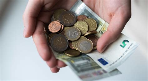 Schema, kaip pateikti prašymą globos pašalpai gauti