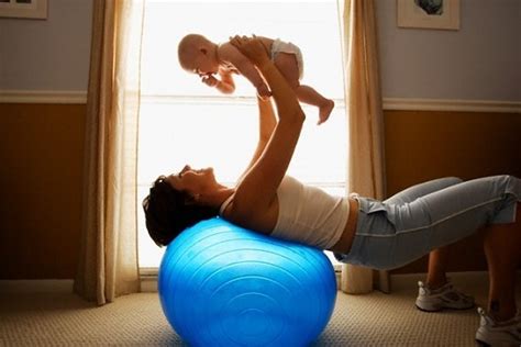 Mamos ir kūdikiai sportuoja kartu