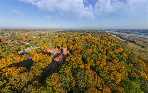 Lietuviškos pilys ir gamtos vaizdai