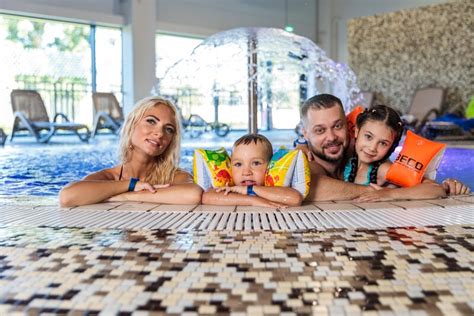 Palangos baseino sveikatingumo erdvė su vaikų baseinu