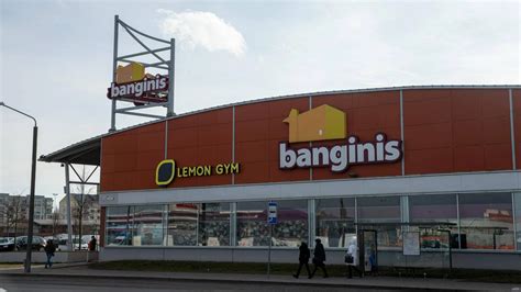 Prekybos centro Banginis fasadas