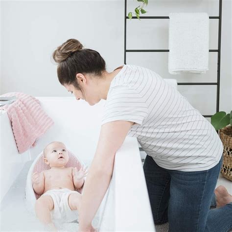 Kūdikio maudynių priemonės