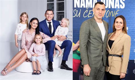 Čarlis Čaplinas su žmona Una O'Neill ir vaikais