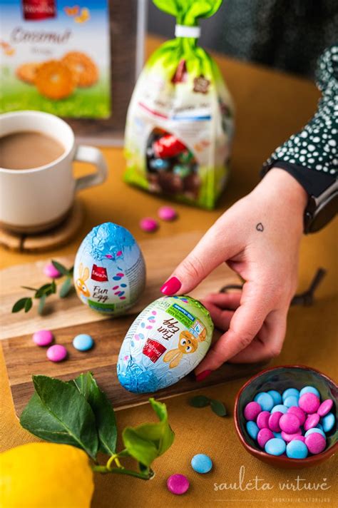 kiaušiniai su užrašais