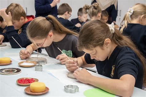 Vaikų kūrybiniai darbai Reggio Emilia metodu