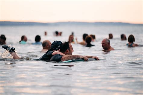 kontrastinis vandens poveikis gimdymo metu