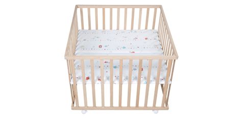 Vaikiškas medinis maniežas