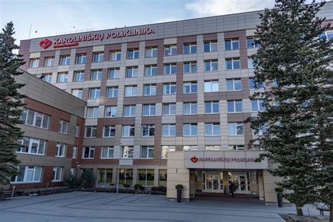 Naujininkų poliklinikos pastatas