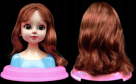 Naujagimio galva su kefalohematoma