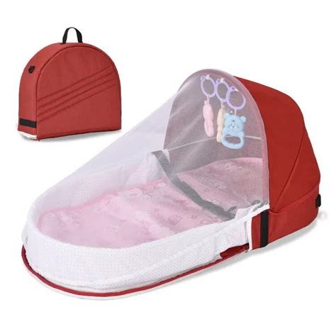 Naujagimio bambutė su spaustuku