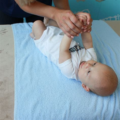 Kūdikių mankšta ir masažas