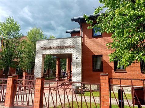 Vilkaviškio socialinės pagalbos centro pastatas