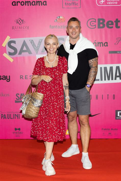 Viktorija Jakučinskaitė sportuoja