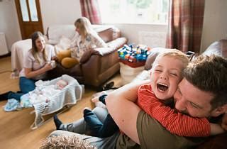 Procesas, kaip užregistruoti naujagimio gimimą Lietuvoje