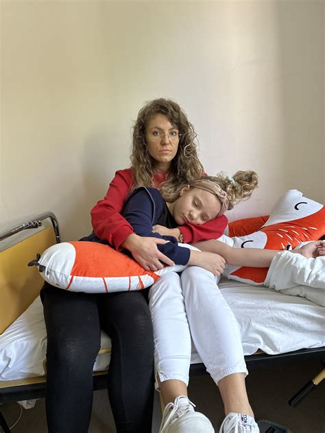 vaikas, kuriam skauda galvą