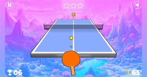 vaikas pūčia ping pong kamuoliuką per šiaudelį