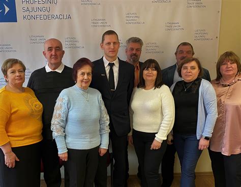 Nuotrauka su lektorėmis seminarų metu