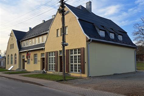 Smalininkų kultūros centro pastatas