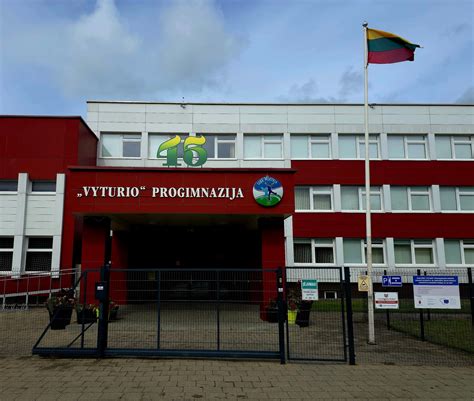 Istorinė Panevėžio „Aušros“ progimnazijos nuotrauka