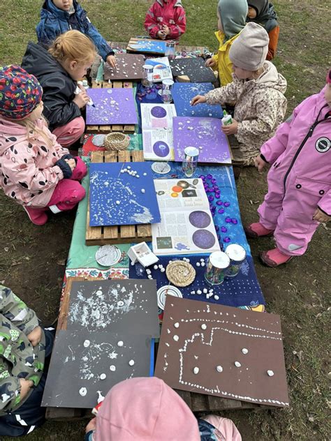 Vaikų darželis Kopenhagoje su reljefiniu kiemu