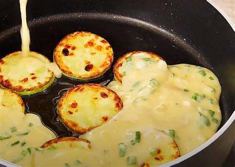 cukinijos ir pomidorai