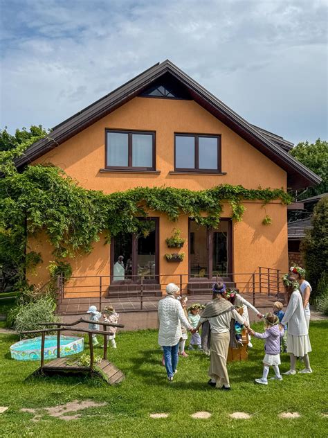 Kauno Montessori mokyklos-darželio