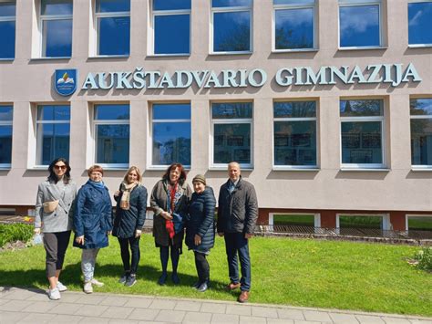 Aukštadvario mokyklos-darželio „Gandriukas“ pastatas