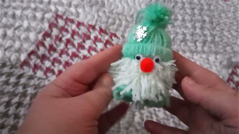 Pavyzdžiai, kaip iš vienkartinių šaukštų ir siūlų galima pasigaminti šeimos narių figūrėles