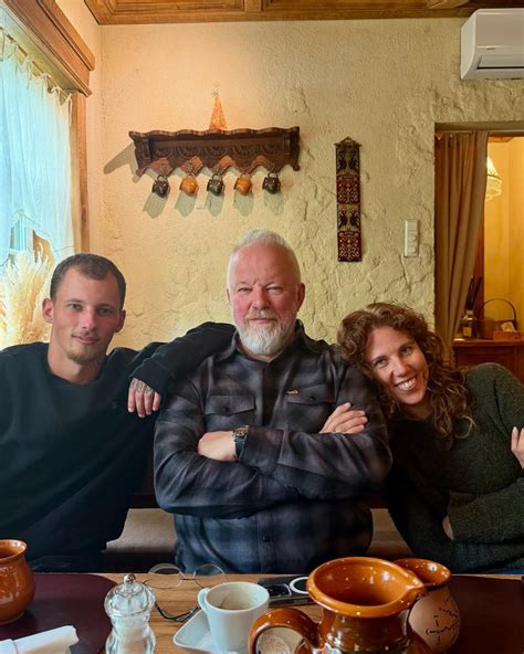 Vincentas Radzevičius su tėčiu Vytaru