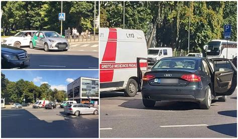 Schematinis dviejų automobilių susidūrimas