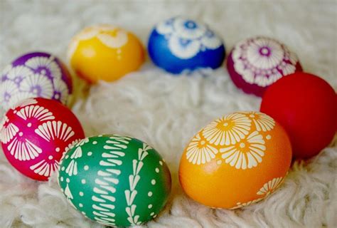 Kiaušinių marginimas popieriniais rankšluosčiais