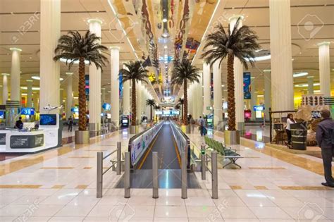 Dubajaus oro uostas ir naujas biurų pastatas