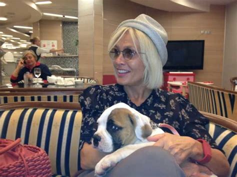 Laima Vaikulė su savo šunimis