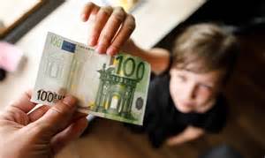 Vaiko pinigų panaudojimo galimybės: nuo būrelių iki investicijų