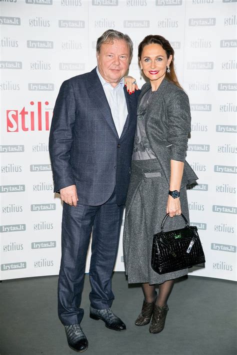 Izolda Gudelis vaikystėje ir dabar