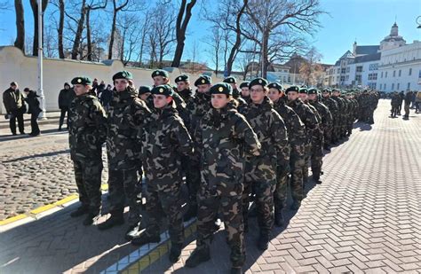 Lietuvos jaunieji šauliai lauko stovykloje