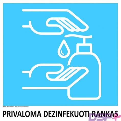 vaikas mokosi dezinfekuoti rankas