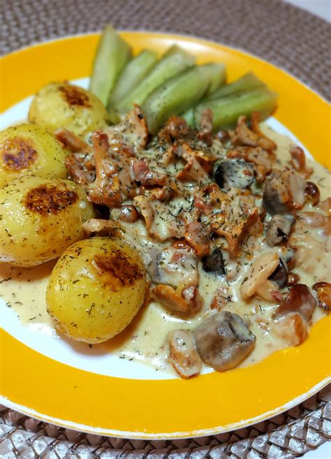 lengvas vištienos ir kopūstų troškinys