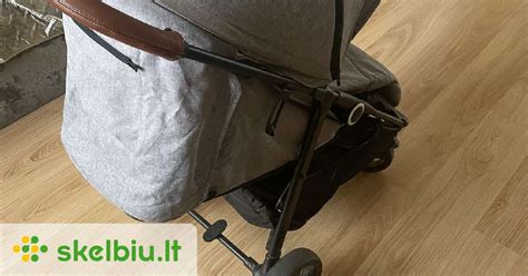 vaikiskas vezimelis supakuotas kelionei