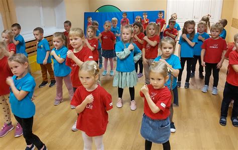 Draugystės tema vaikų spektaklyje