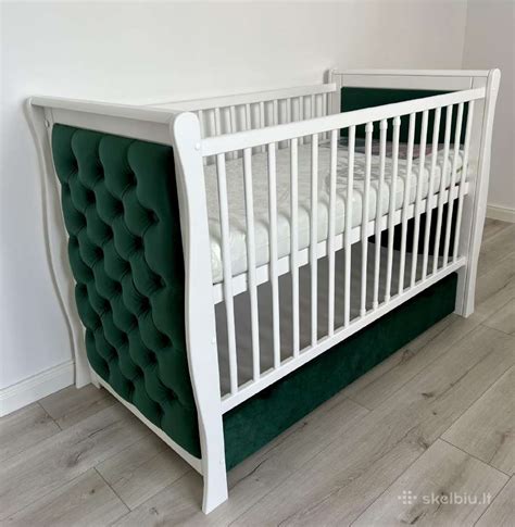 vaiko lovytė su saugiais patalais