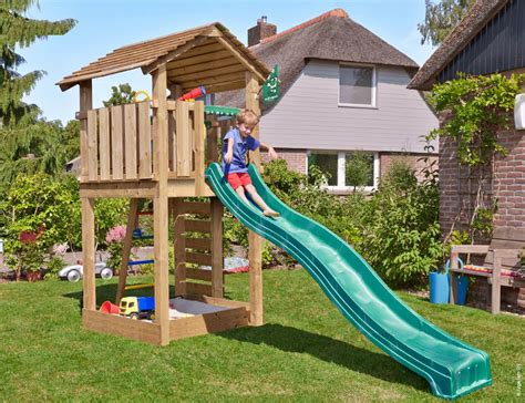 vaikų žaidimų namelis su čiuožykla ir smėlio dėže