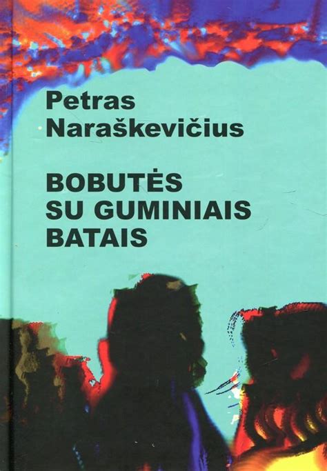 vaikai braidantys po balas su guminiais batais