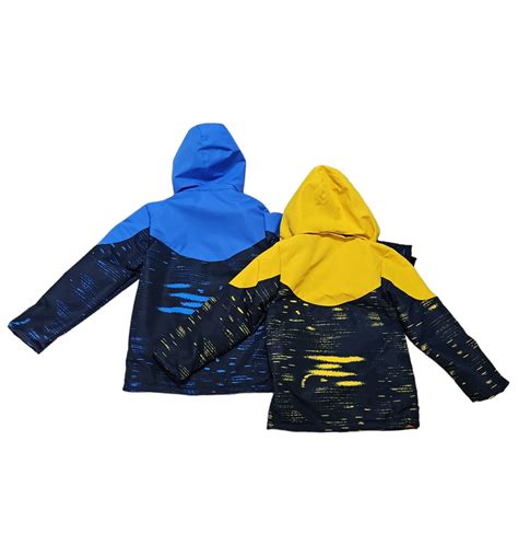 vaikiškos pavasarinės striukės berniukams