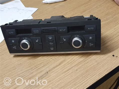 Detalus Audi C6 klimato reguliatoriaus vaizdas